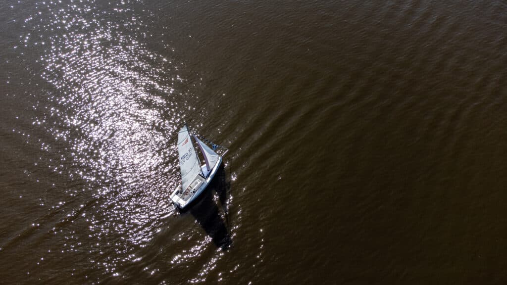 Aira 22 auf Heegermeer Bootsverleih Friesische Seen